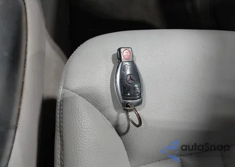 2008 Mercedes-Benz R 350 4Matic из США, поврежденный, VIN 4JGCB65E08A078956